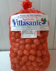 Nueces de Villasanti productos agrícolas. Bodega, empaque de frutas y frigorífico. productores y mercados